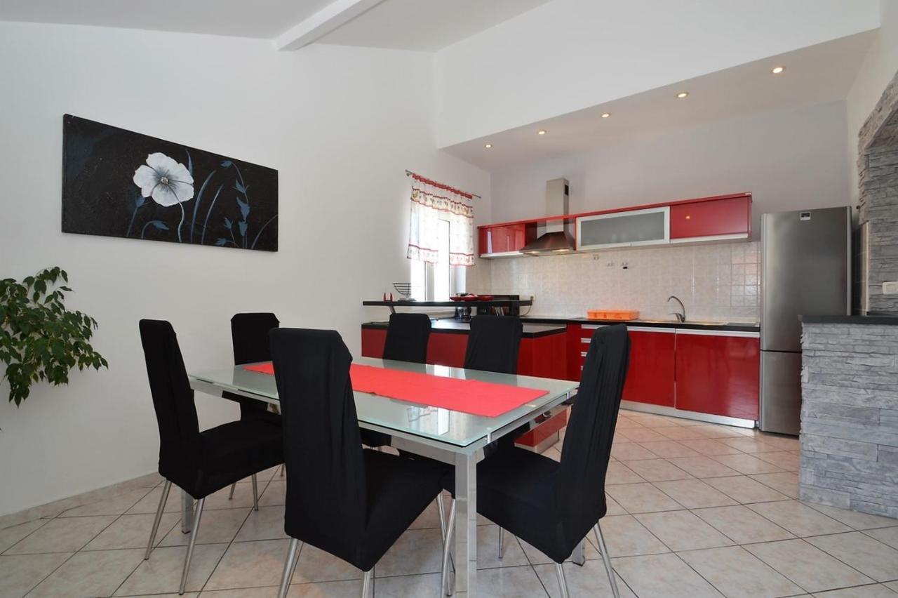 House Luciana Hotel Mali Losinj Ngoại thất bức ảnh